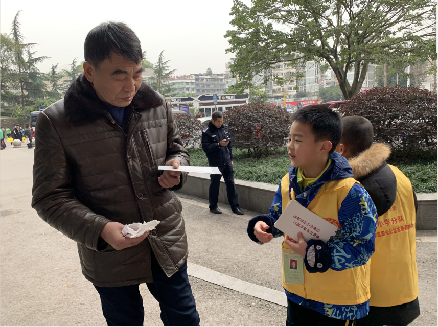 “有家有爱有温暖”春运服务活动-3