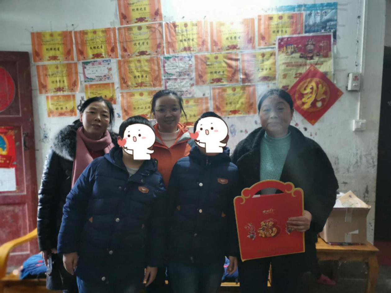 【白沙留守儿童项目社工室】“新春送福”探访活动-2