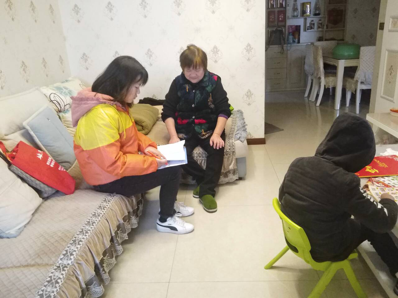 【江津孤残儿童项目社工室】温暖童行，你我相伴活动-4