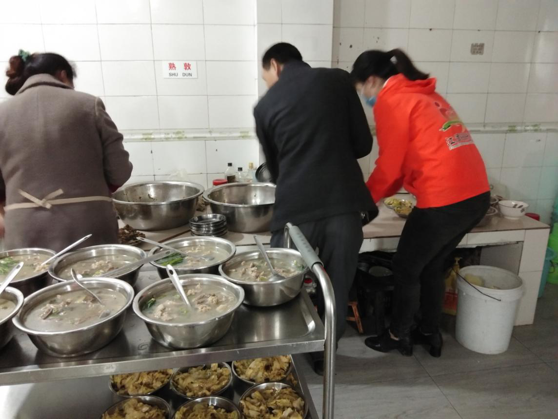 “阳光社工走进敬老院”活动-3