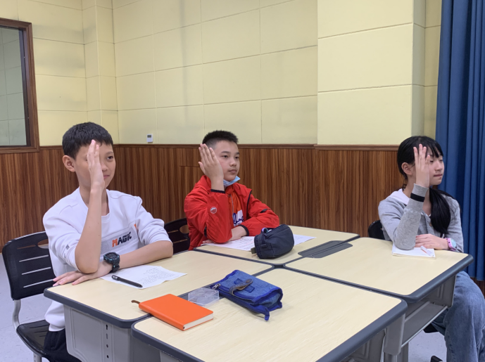 “认识毒品”七彩禁毒公益小天使活动-1