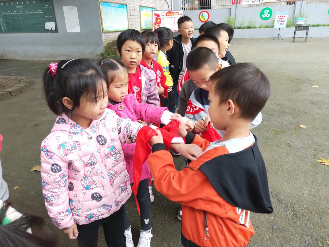 麻柳小学减灾运动会活动-4