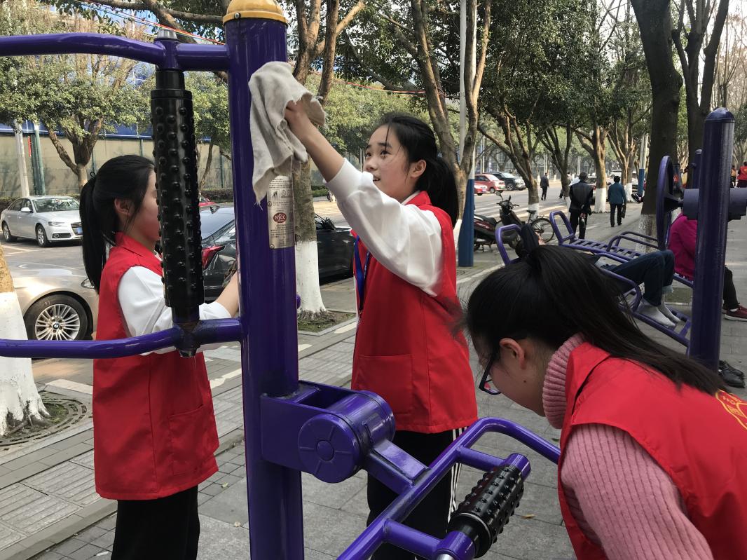 “新年新景”擦亮城市之窗志愿服务活动-3