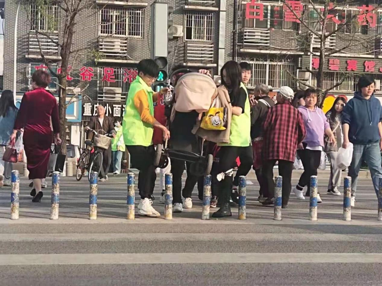 双福交通文明劝导活动-3